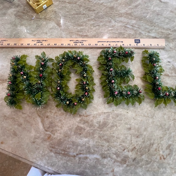 Vintage Christmas Noel letters. With tiny bulbs - Picture 5 of 6